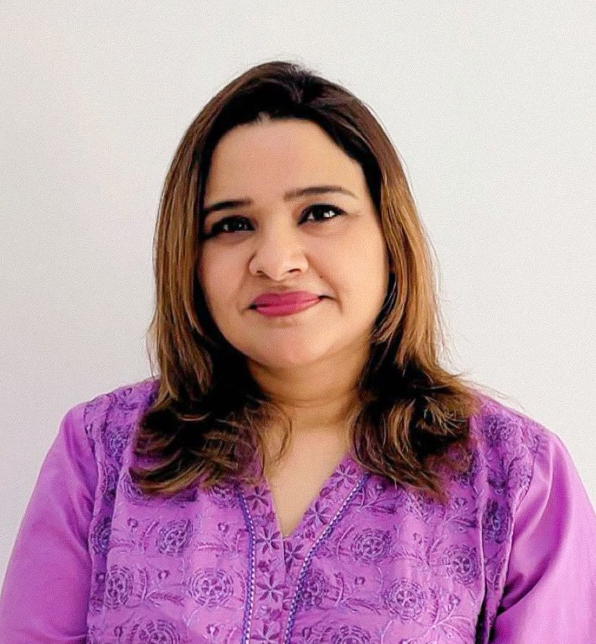 Ms Amna Rao
